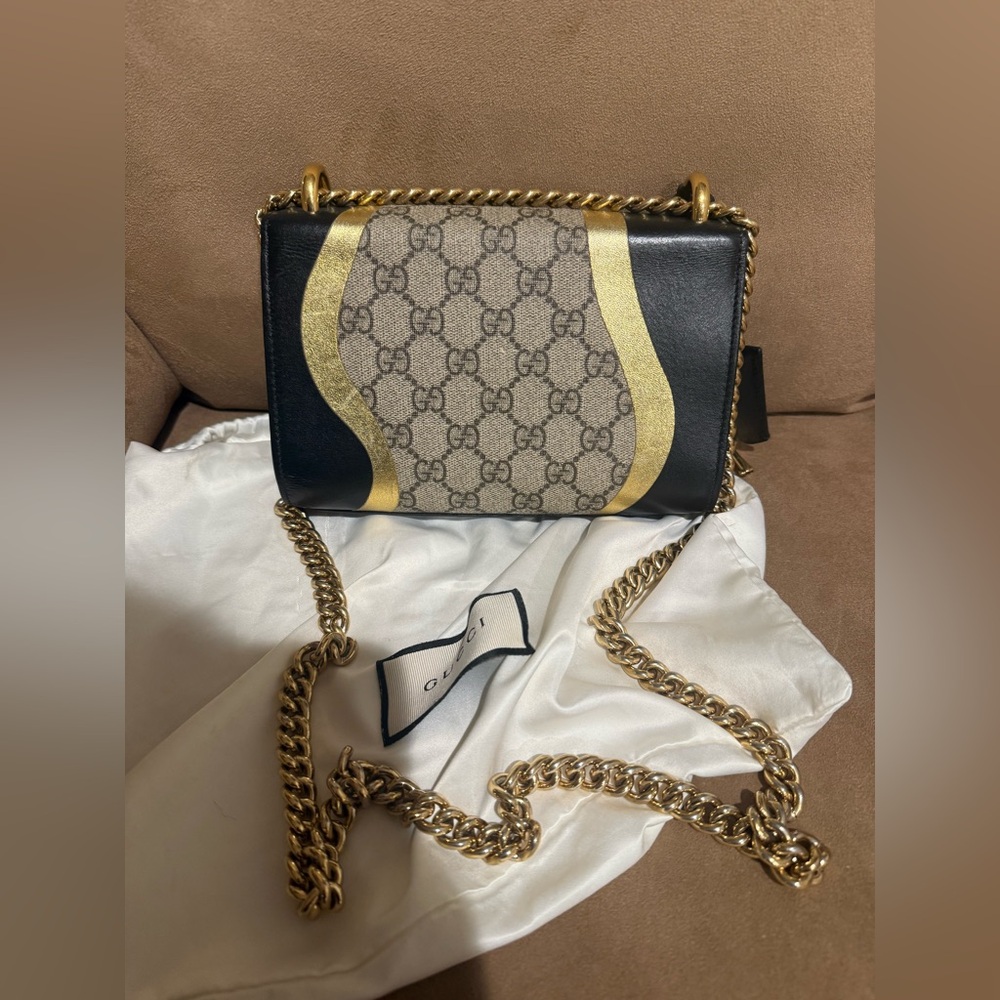 Limited edition GUCCI Supreme Monogram Calfskin Black/Gold Padlock - Picture 2 of 12